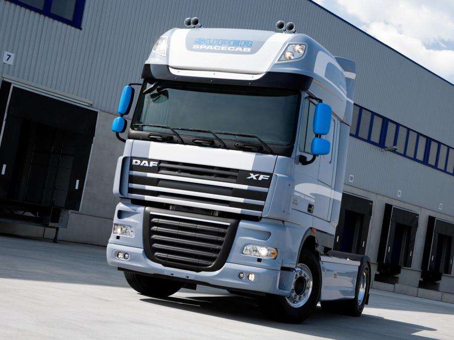  DAF XF105 Blue Edition 2010 года  (фото 2 из 2)